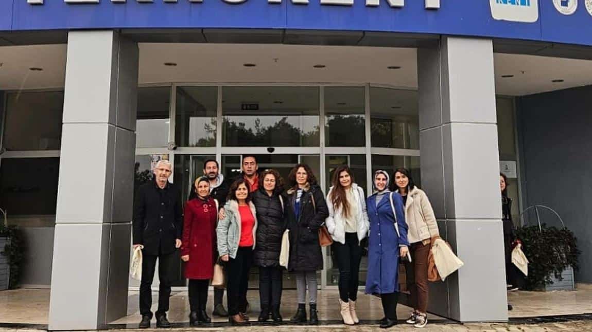 Pamukkale  Üniversitesine Teknokent Endüstri 4.0 Seminerine Öğretmen ve Okul idaresi olarak katılım sağladık. 